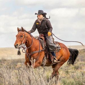 Meet your Posher, Alexandra